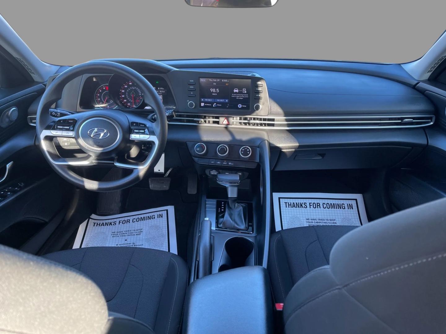 2021 Gray /Black Hyundai Elantra SE (KMHLL4AGXMU) with an 2.0L I4 DOHC 16V engine, Automatic transmission, located at 11115 Chardon Rd. , Chardon, OH, 44024, (440) 214-9705, 41.580246, -81.241943 - Photo#33